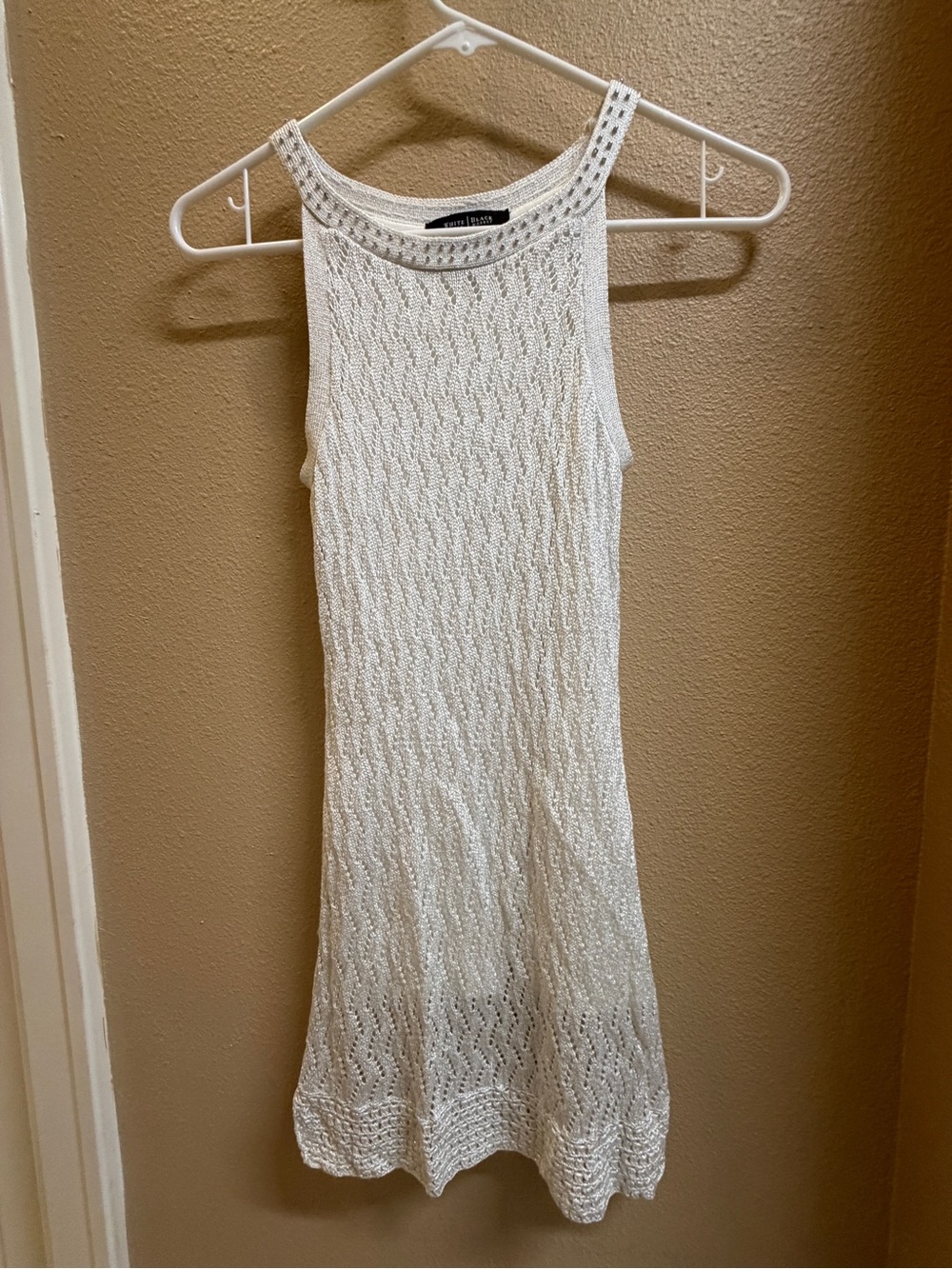 White House Black Market Shimmey White Crochet Tunic